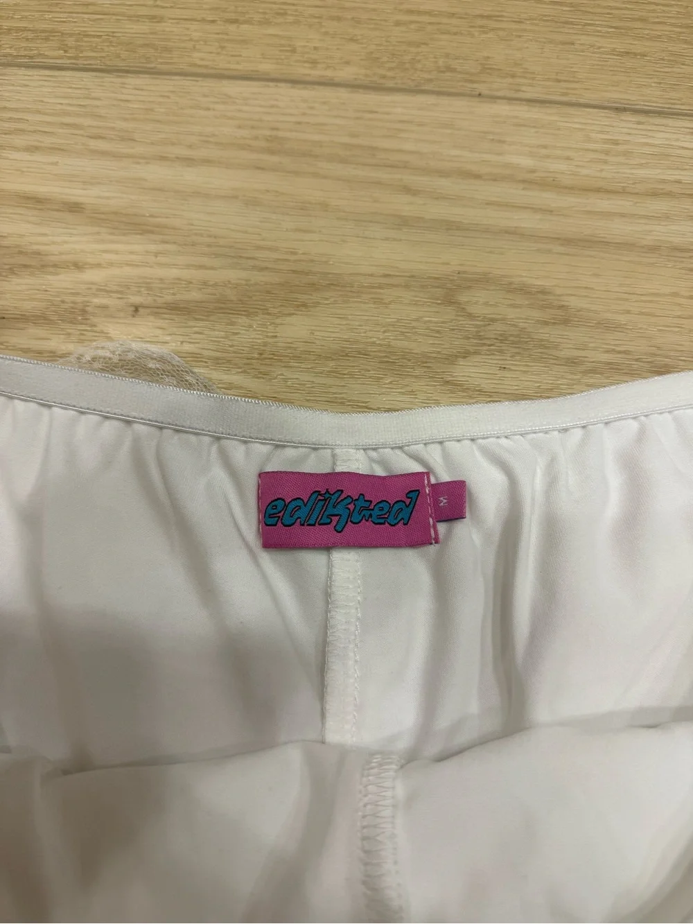 Edikted Julianna Ruffle Shorts - Picture 2 of 3